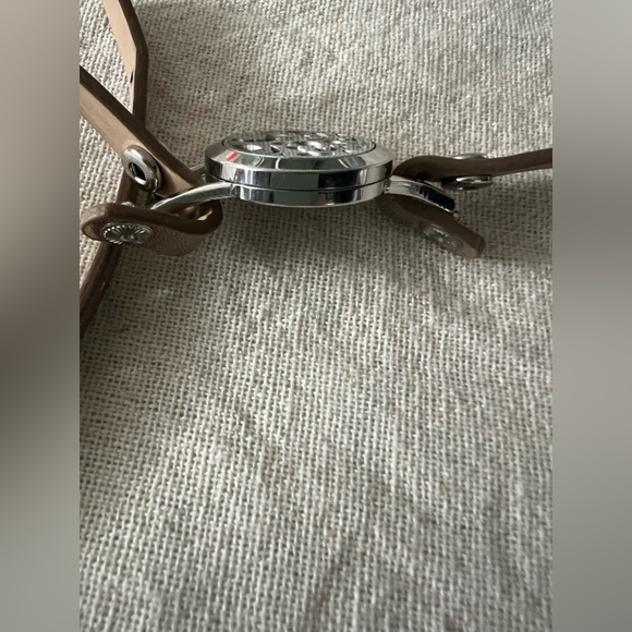 Romanda Essential Oil Bracelet. NIB - Picture 5 of 12